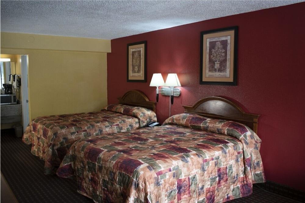 Bella Oasis Hotel Хомосасса Экстерьер фото